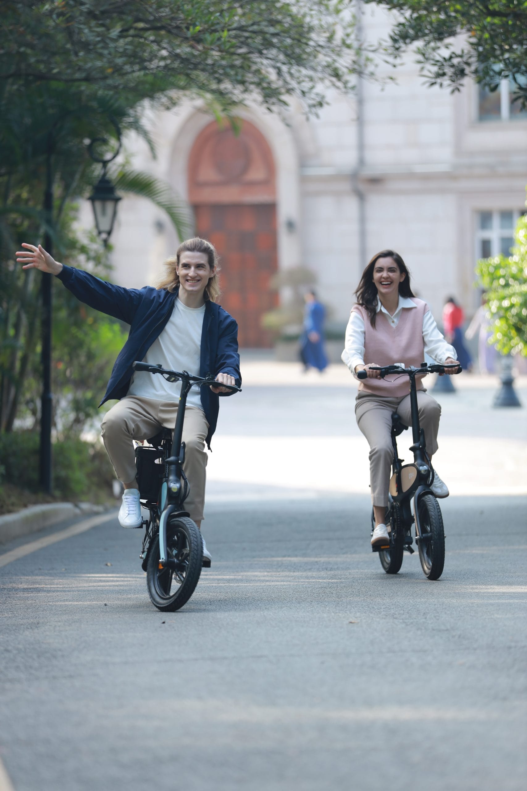 5 Lugares Secretos en el Reino Unido Perfectos para Aventuras en Bicicleta Eléctrica (¡Los Ciclistas Locales No te lo Contarán!) 4 5 Lugares Secretos en el Reino Unido Perfectos para Aventuras en Bicicleta Eléctrica (¡Los Ciclistas Locales No te lo Contarán!) 2