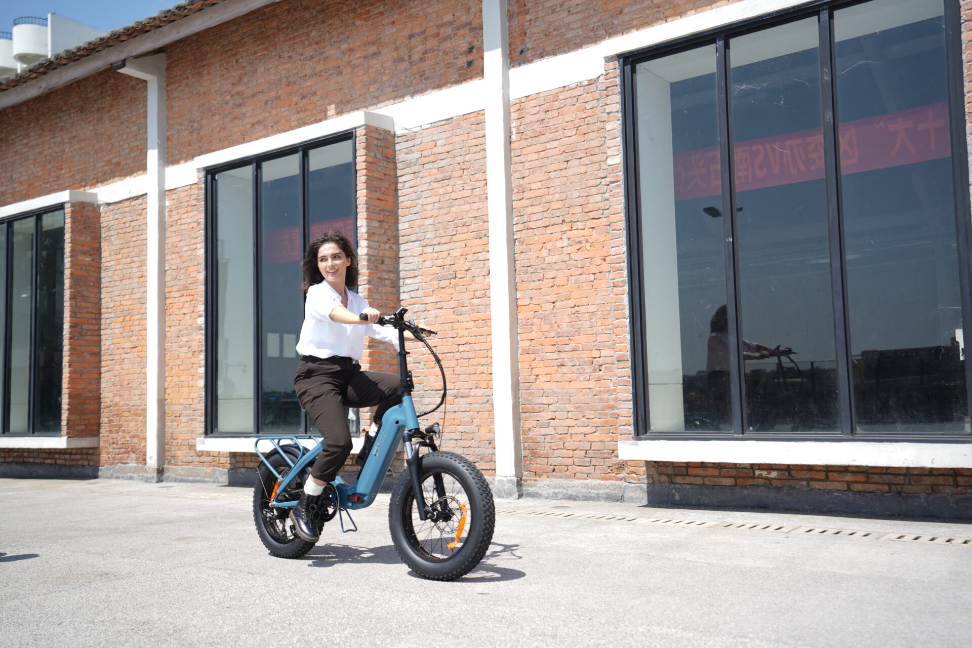 E-MTBs: Cómo las bicicletas de montaña eléctricas están permitiendo que los abuelos conquisten los senderos 2